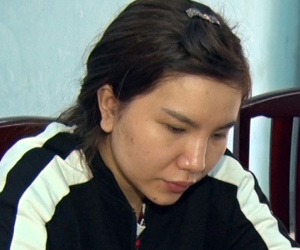 Hai vợ chồng thuê người làm sổ đỏ giả để lừa tiền tỷ