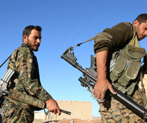 Không kích khiến 100 người chết, Mỹ có thể dấn sâu vào chảo lửa Syria