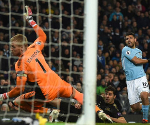 Aguero ghi bốn bàn, Man City đại thắng Leicester
