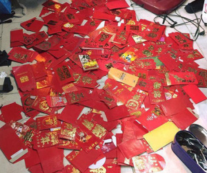 Cô gái dùng cả thanh xuân để đi bê tráp: bê 10 năm được gần 500 phong bì lì xì