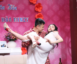 Hòa Minzy làm ngơ khi chuyện tình với Công Phượng bị đưa lên Ơn giời