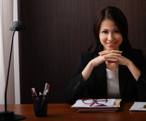Gả chồng chứ đâu phải bán con mà cấm cản con dâu về ăn Tết đầm ấm, đầy đủ con cái với nhà ngoại!