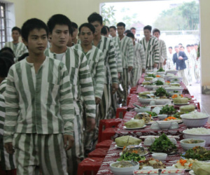 Tết Nguyên đán, phạm nhân hưởng tiêu chuẩn ăn gấp 5 lần ngày thường