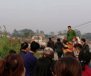 Nghi can đâm chết người chiều 28 Tết ra đầu thú
