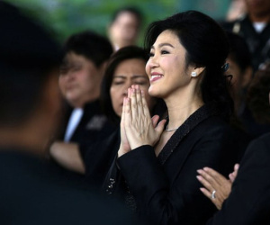 Bà Yingluck đã qua Nhật, sẽ họp báo tại Hong Kong