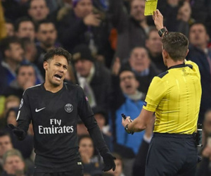 Michael Owen: 'Neymar đáng bị truất quyền thi đấu'