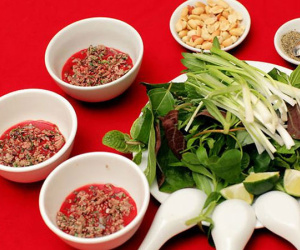 Những sự thật kinh hoàng về món ăn 'mang lộc cả năm'