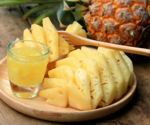 Dứa là trái cây tốt cho nội tạng, làm sạch đường ruột, nhưng nhóm người này không nên ăn