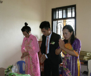 Nghe lời bạn trai 'ăn cơm trước kẻng' để cưới mà được luôn mẹ chồng dễ tính ngày Tết cỗ bàn xong xuôi nàng dâu mới ngủ dậy vẫn cười xòa