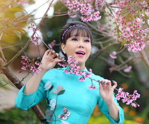 Việt Hương kể chuyện đón Tết ở 'Sài Gòn thu nhỏ' trên đất Mỹ