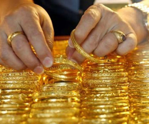 Giá vàng hôm nay 20/2: Tăng mạnh nhất từ 2016, vàng lên đỉnh cao