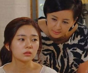 Năm đầu làm dâu, bị mẹ chồng ghét bỏ vì gia đình bên ngoại không sang chúc Tết