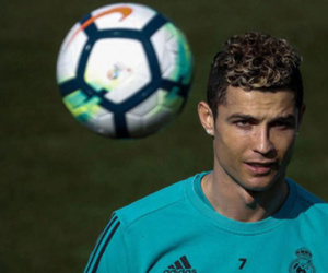 Real rút Ronaldo khỏi danh sách chơi trận đá bù tại La Liga