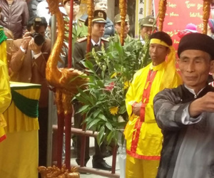 Lễ hội Minh thề: Chỉ có trưởng, phó thôn thề không tham nhũng