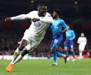 Arsenal - Ostersunds: 69 giây ngược dòng, ông lớn mất vía