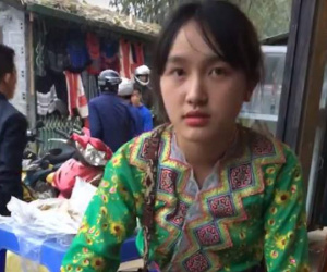 Cô gái bán cơm lam gây sốt mạng vì quá xinh đẹp, dân mạng rào rào truy tìm danh tính
