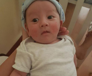 Lần đầu lộ rõ ảnh cận mặt con trai kháu khỉnh của Trang Khiếu