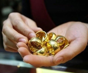 Nếu thấy 3 trong 7 dấu hiệu này, bạn sẽ có năm mới tràn ngập may mắn