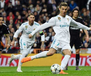 Vì sao Ronaldo là "mèo" La Liga, "mãnh hổ" ở Cúp C1?
