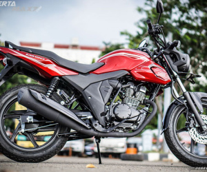Ảnh chi tiết Honda CB150R Verza vừa ra mắt