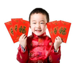 Hậu Tết, mẹ trẻ 'cuỗm' hơn 100 triệu đồng tiền lì xì của con trai để mua túi hàng hiệu