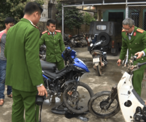 Đập phá bệnh viện vì không tin bạn tử vong do tai nạn giao thông
