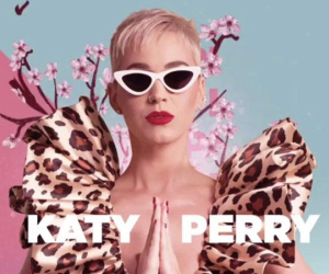 Làng mốt lại xôn xao khi Katy Perry tiếp tục ủng hộ NTK Công Trí
