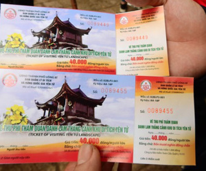 Người dân thắc mắc đi lễ chùa ở Yên Tử phải nộp phí