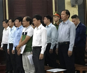 Đề nghị buộc cựu lãnh đạo Vietinbank đến phiên xử 10 cán bộ Navibank