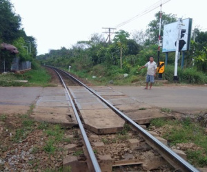 Đồng Nai: Nhìn nhầm đèn đỏ thành đèn xanh, hai tàu hỏa suýt đâm nhau