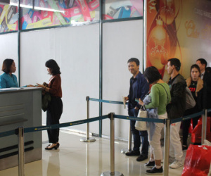 Khách đi Myanmar lên nhầm máy bay Singapore, 3 người bị phạt tiền