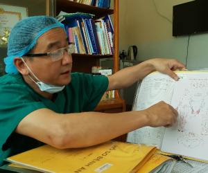 Chàng trai nguy cơ bị mất tứ chi do bỏng điện