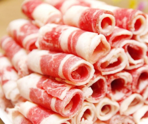 Bò Mỹ về Việt Nam chỉ 10.000 đồng/kg: Sự thật tin đồn lan tràn