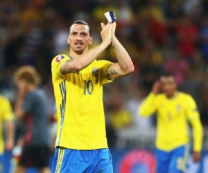 Ibrahimovic bỏ ngỏ khả năng tái xuất tại World Cup 2018