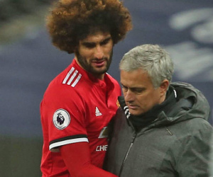 Mourinho bất lực nhìn Fellaini rời MU, đàm phán Roma