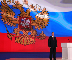 Nhắc phi công anh hùng, ông Putin nêu lý do các nước "cả trăm năm" cũng không được như Nga