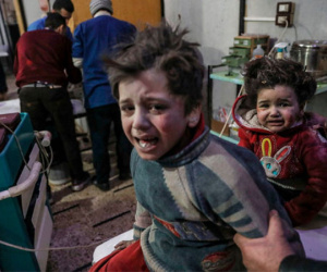Những hình ảnh nhói lòng ở 'địa ngục trần gian' Syria