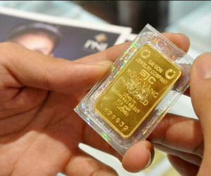 Giá vàng SJC chỉ còn đắt hơn thế giới chưa tới 300 nghìn đồng/lượng