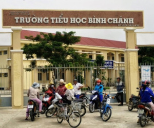Vụ cô giáo quỳ gối xin lỗi: Bộ trưởng GDĐT đề nghị lãnh đạo Long An vào cuộc