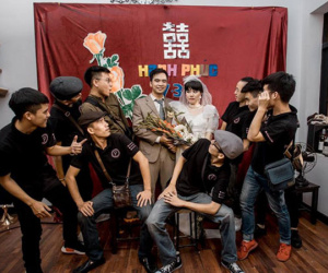 Cặp 9X Hà thành quay video đám cưới tái hiện thời 'cha mẹ anh'