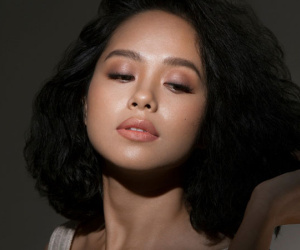 Hoàng Quyên: 'Nực cười khi hoa hậu, ca sĩ giải trí nhận là nghệ sĩ'
