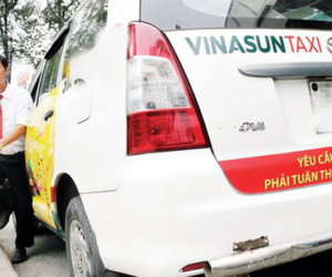 Tiếp tục hoãn phiên tòa xét xử vụ taxi Vinasun kiện Grab
