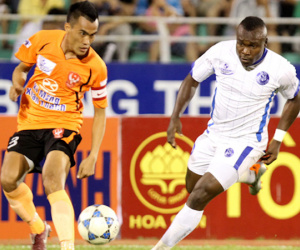 Báo Anh: 'Việt Nam đứng hàng đầu châu Á về chuyển nhượng'
