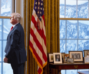 Cố vấn lần lượt ra đi, ông Trump sắp cô độc trong Nhà Trắng?