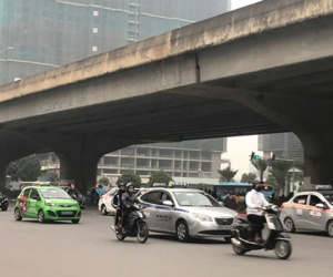 Nếu Uber, Grab không chấp hành nghiêm, mời ra khỏi Việt Nam!