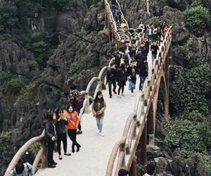 Khoan đá xây cầu ngàn mét xâm phạm lõi Di sản Tràng An: Giám đốc sai phạm nói vì nóng vội