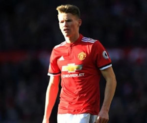 Mourinho tức giận với cách CĐV phản ứng McTominay