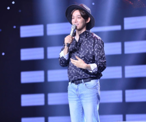 Dân mạng tranh cãi việc thí sinh Sing My Song quỳ xin lỗi NS Giáng Son