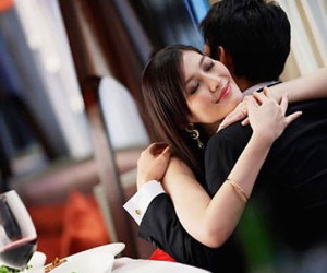 Gái làm thuê chủ động 'thả thính', chồng tôi lập tức 'sảy chân'