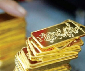 Giá vàng hôm nay 12/3: Tín hiệu Mỹ - Triều đẩy vàng tụt dốc